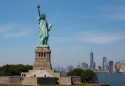 В США массово аннулируют студенческие визы 
