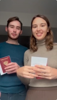 Kondratyuk Mikhail y Belogubova SofíaRecibió la ciudadanía rumana.