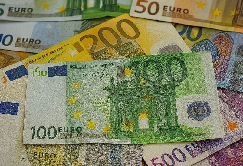 сколько евро надо для обучения в испании
