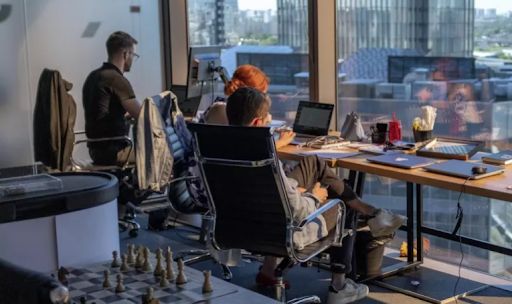 переезд в ОАЭ для фрилансера